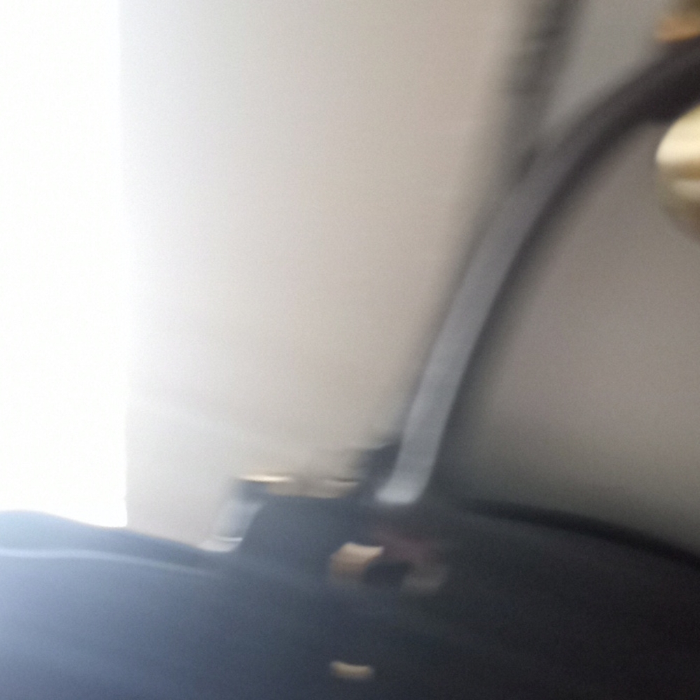 Handbag - Picture 7 of 16